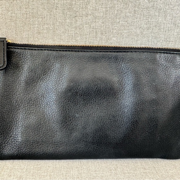 Black leather MK clutch - Picture 2 of 4